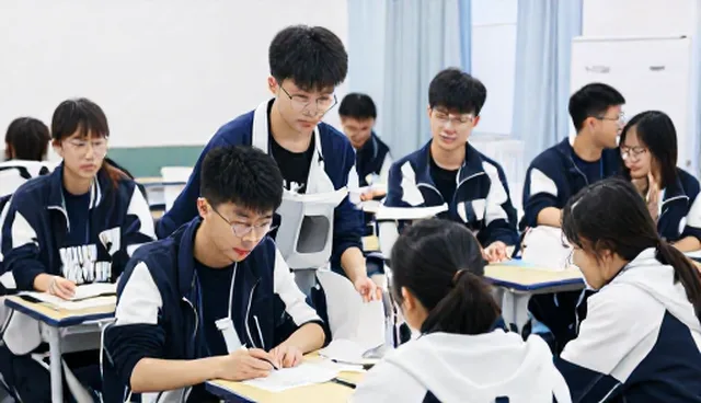 教育技术在素质拓展中的实际应用与挑战